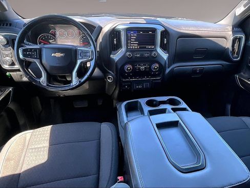 Used 2020 Chevrolet Silverado 1500 LT w/ Convenience Package AWD/4WD image 8