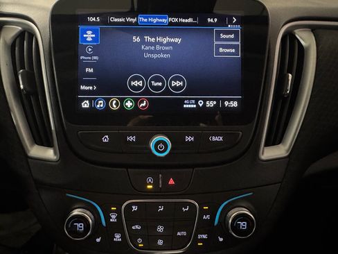 Used 2023 Chevrolet Malibu LT image 24