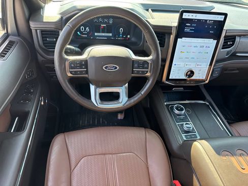 Used 2023 Ford Expedition King Ranch AWD/4WD image 16