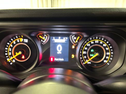 New 2026 Jeep Gladiator Sport image 14