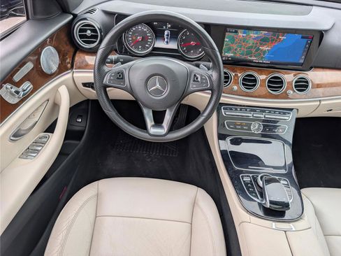 Used 2017 Mercedes-Benz E 300 4MATIC image 16