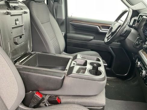 Used 2022 Chevrolet Silverado 1500 LT image 18