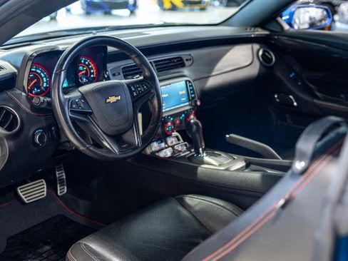 Used 2013 Chevrolet Camaro SS w/ Hot Wheels Special Edition RWD image 39