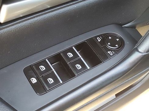 Used 2024 MAZDA CX-50 AWD 2.5 S w/ Preferred Package image 22