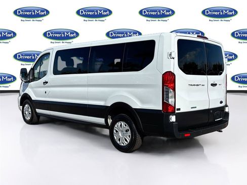 Used 2023 Ford Transit 350 XLT image 5