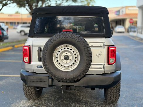 Used 2023 Ford Bronco 4-Door AWD/4WD image 6