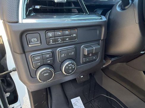 New 2026 Chevrolet Suburban RST w/ Comfort Package AWD/4WD image 21