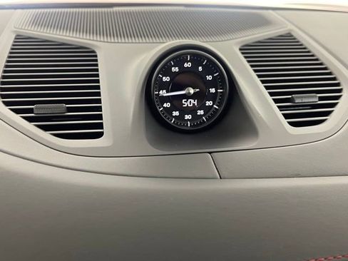 Used 2025 Porsche Cayenne GTS image 40