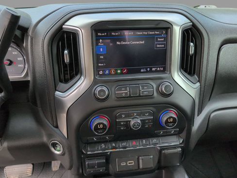Used 2019 Chevrolet Silverado 1500 RST AWD/4WD image 18