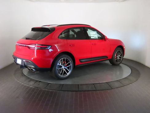 New 2026 Porsche Macan S AWD/4WD image 7