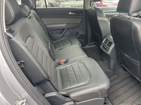 Used 2022 Volkswagen Atlas SEL Premium image 46