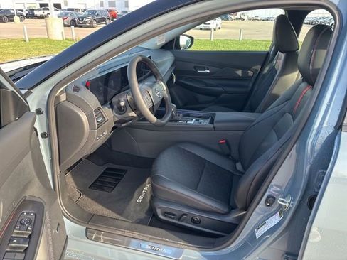 New 2026 Nissan Sentra SR FWD image 8