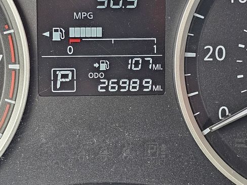 Used 2022 Nissan Kicks S FWD image 21