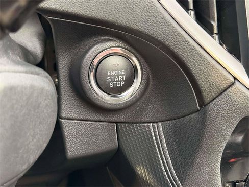 Used 2019 Subaru Forester Limited image 27