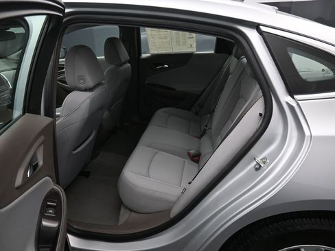 Used 2022 Chevrolet Malibu LS w/ Driver Confidence Package II image 28