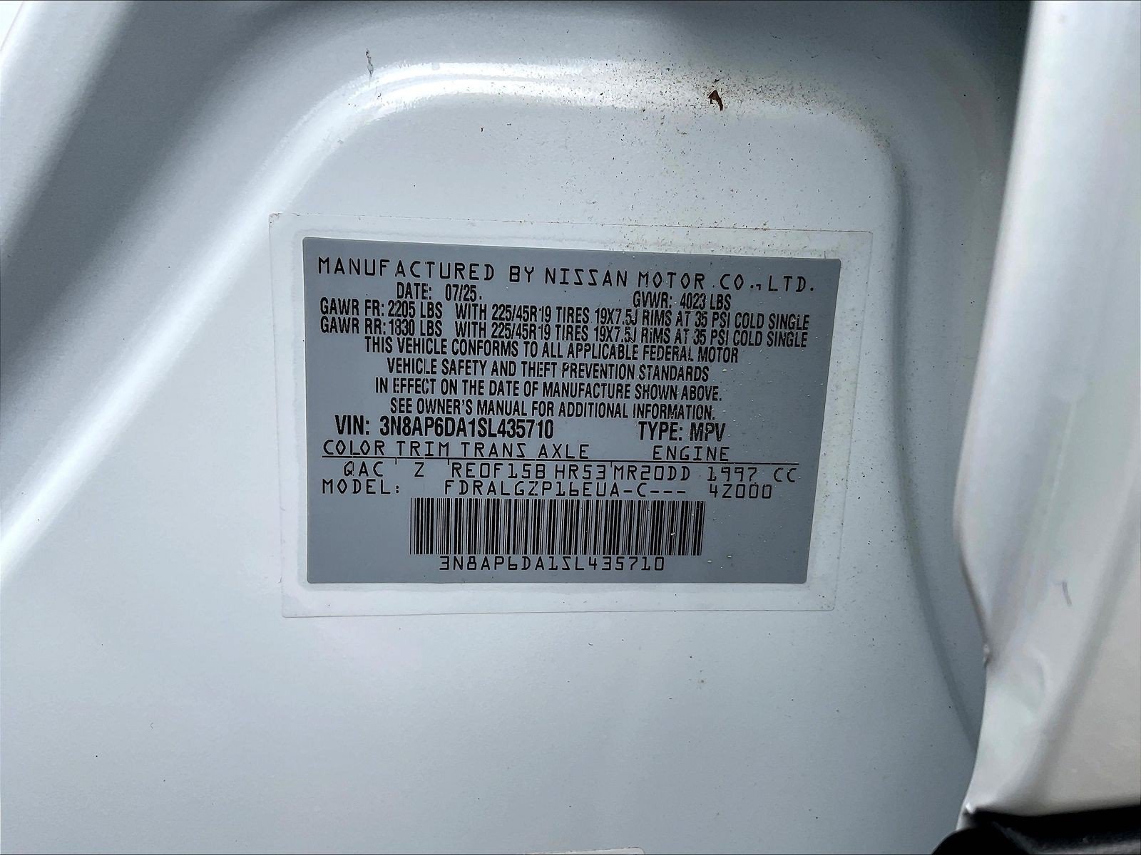 Certified 2025 Nissan Kicks SR FWD image 21
