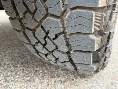 Used 2014 GMC Sierra 2500 SLE w/ HD SLE Premium Package image 30