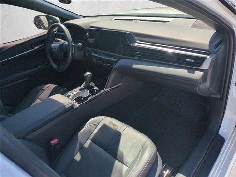 Used 2025 Toyota Camry XSE FWD image 23