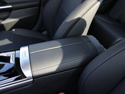 New 2025 Mercedes-Benz C 300 4MATIC Sedan image 26