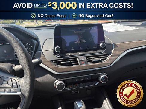 Used 2025 Nissan Altima 2.5 SV FWD image 26