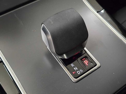 Used 2026 Land Rover Range Rover Evoque S AWD/4WD image 34