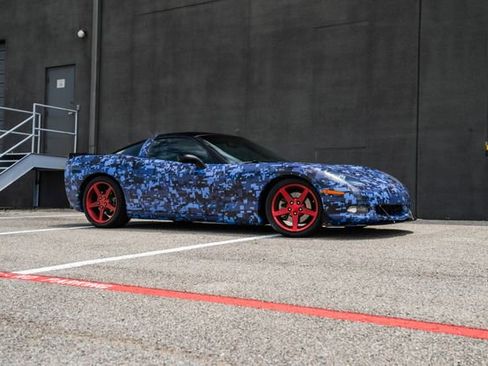 Used 2006 Chevrolet Corvette Coupe w/ Preferred Equipment Group image 53