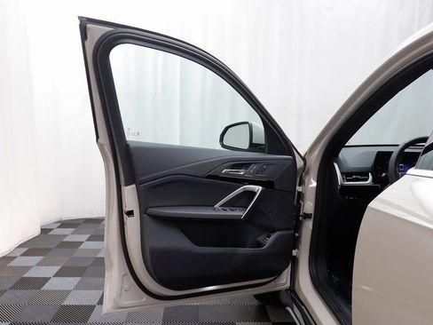 New 2026 BMW X1 xDrive28i w/ Convenience Package AWD/4WD image 4