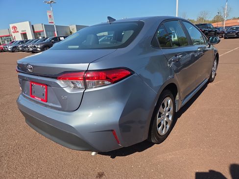 Certified 2024 Toyota Corolla LE image 2