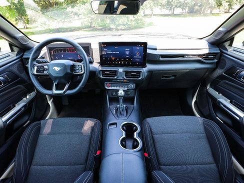 Used 2024 Ford Mustang Coupe RWD image 2