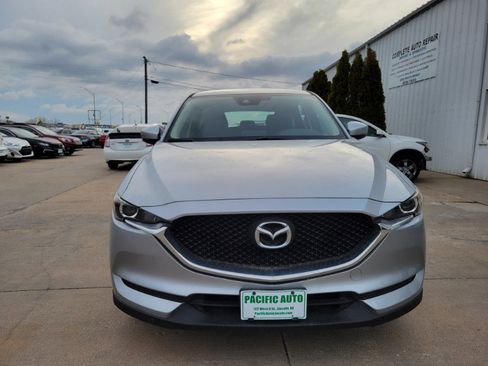 Used 2018 MAZDA CX-5 Sport image 2