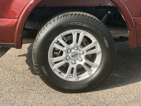 Used 2015 Ford F150 Lariat w/ Equipment Group 501A Mid RWD image 9