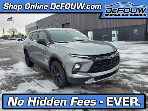 Used 2023 Chevrolet Blazer LT w/ Convenience Package FWD image 1