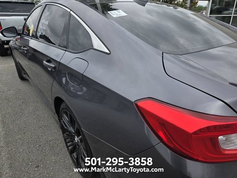 Used 2019 Honda Accord Sport image 8