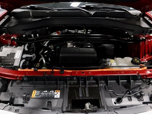 Certified 2022 Ford Explorer Platinum w/ Technology Package image 18