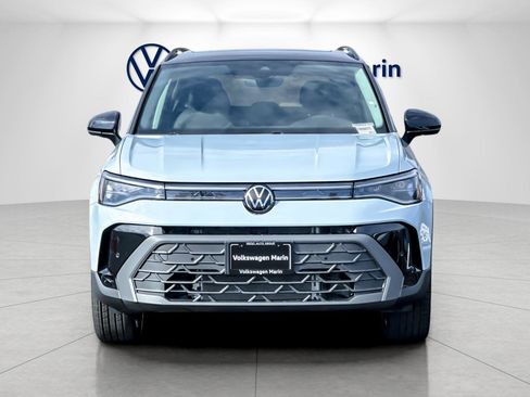 New 2026 Volkswagen Taos SE image 8