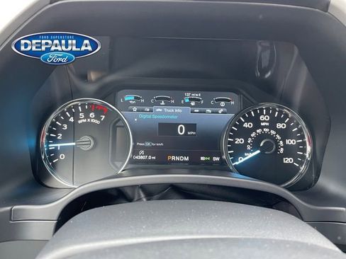 Used 2019 Ford F150 Lariat image 2