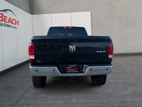 Used 2018 RAM 2500 Tradesman w/ Chrome Appearance Group image 14