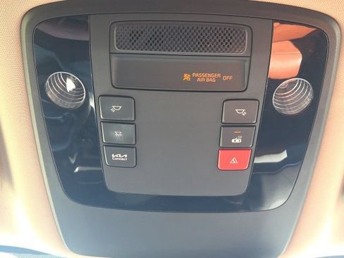 Used 2024 Kia Carnival SX FWD image 31