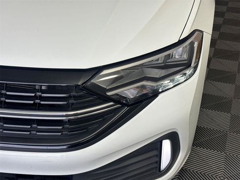 Used 2023 Volkswagen Jetta Sport FWD image 9