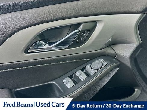 Used 2023 Chevrolet Traverse LT w/ LT Premium Package AWD/4WD image 20