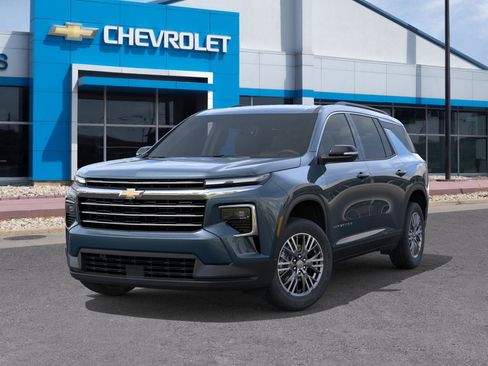 New 2026 Chevrolet Traverse LT image 6