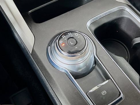 Used 2018 Ford Fusion S FWD image 16