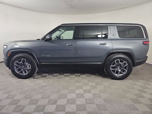 Used 2025 Rivian R1S Adventure image 2