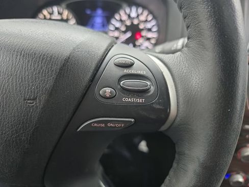 Used 2020 Nissan Pathfinder Platinum FWD image 38