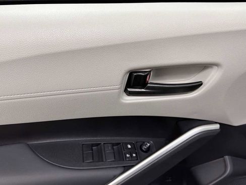 New 2026 Toyota Corolla Cross L image 15