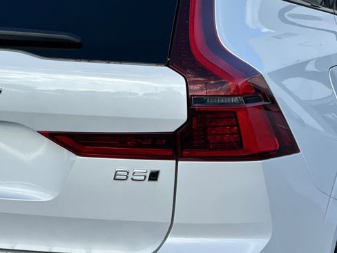New 2026 Volvo XC60 B5 Ultra w/ Protection Package Premier image 7