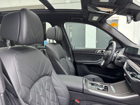 Certified 2026 BMW X5 xDrive40i w/ Climate Comfort Package AWD/4WD image 22