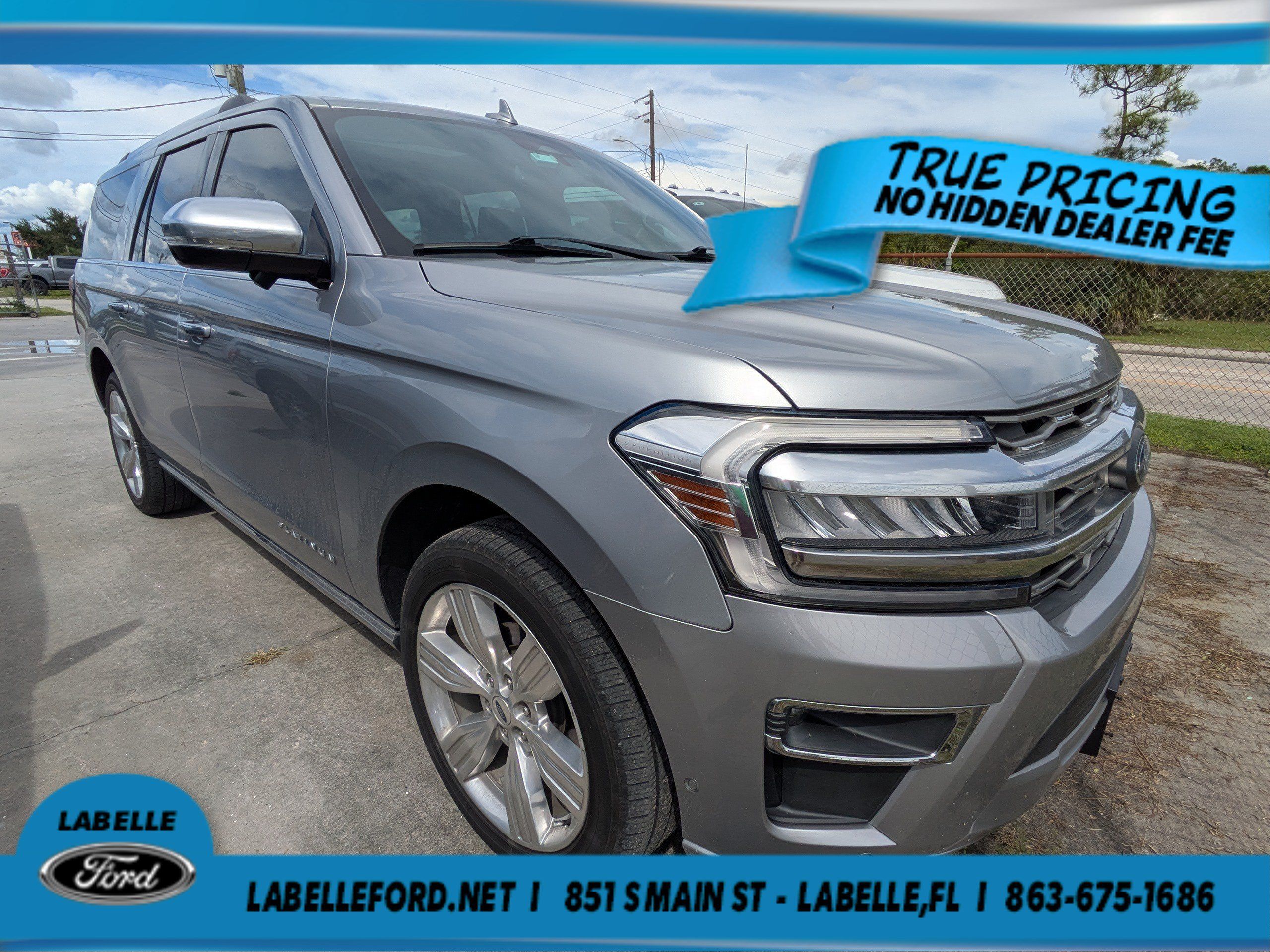 Used 2024 Ford Expedition Max Platinum AWD/4WD image 1