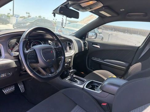 Used 2021 Dodge Charger Scat Pack w/ Dynamics Package RWD image 3