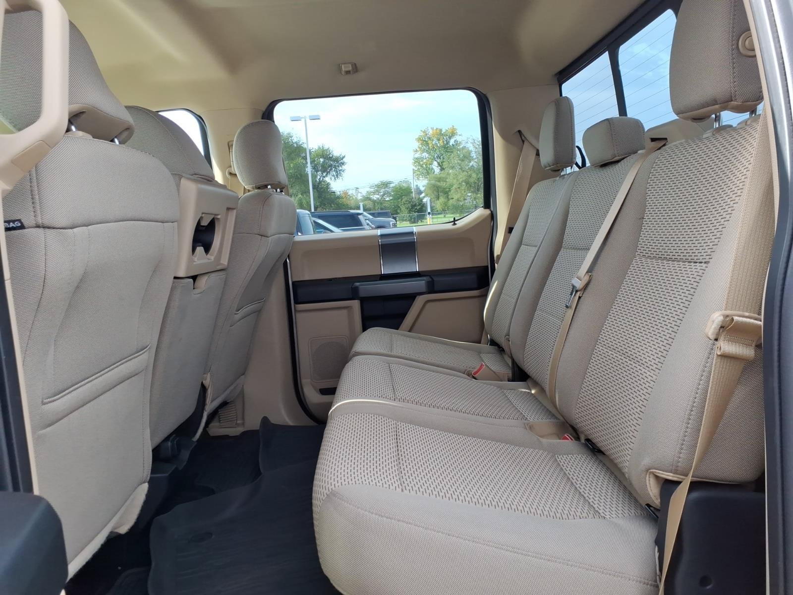 Used 2017 Ford F150 XLT w/ Equipment Group 302A Luxury AWD/4WD image 8